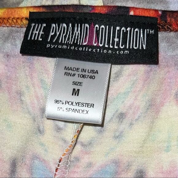 The pyramid collection beautiful colorful print maxi dress! - Picture 9 of 9